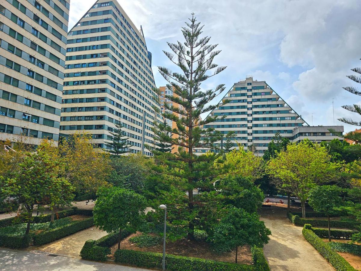 Apartamentos Las Ciencias H Valencie Exteriér fotografie